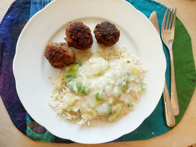 Lauch mit Käsesauce