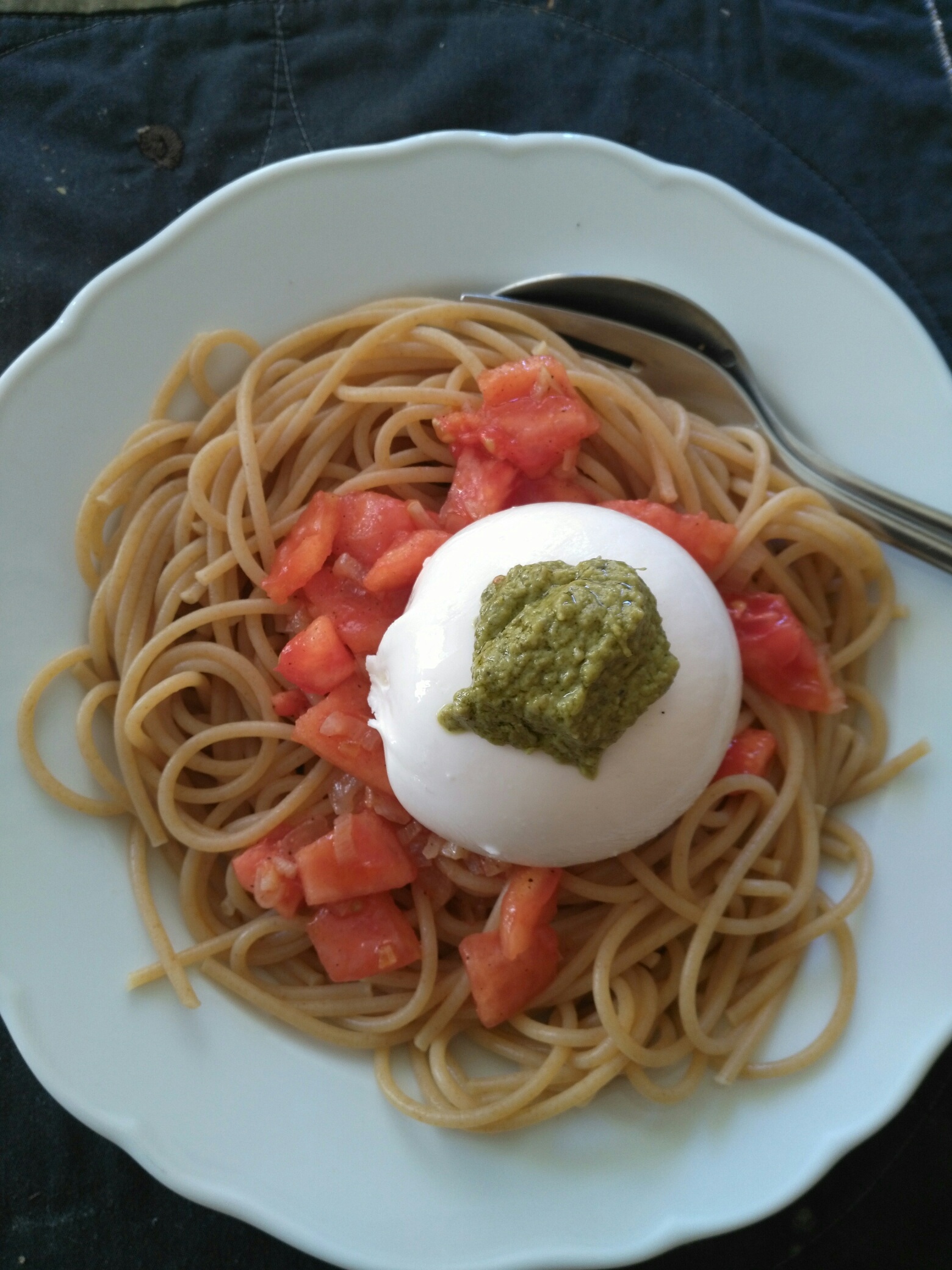 Spaghetti-mit-Burrata